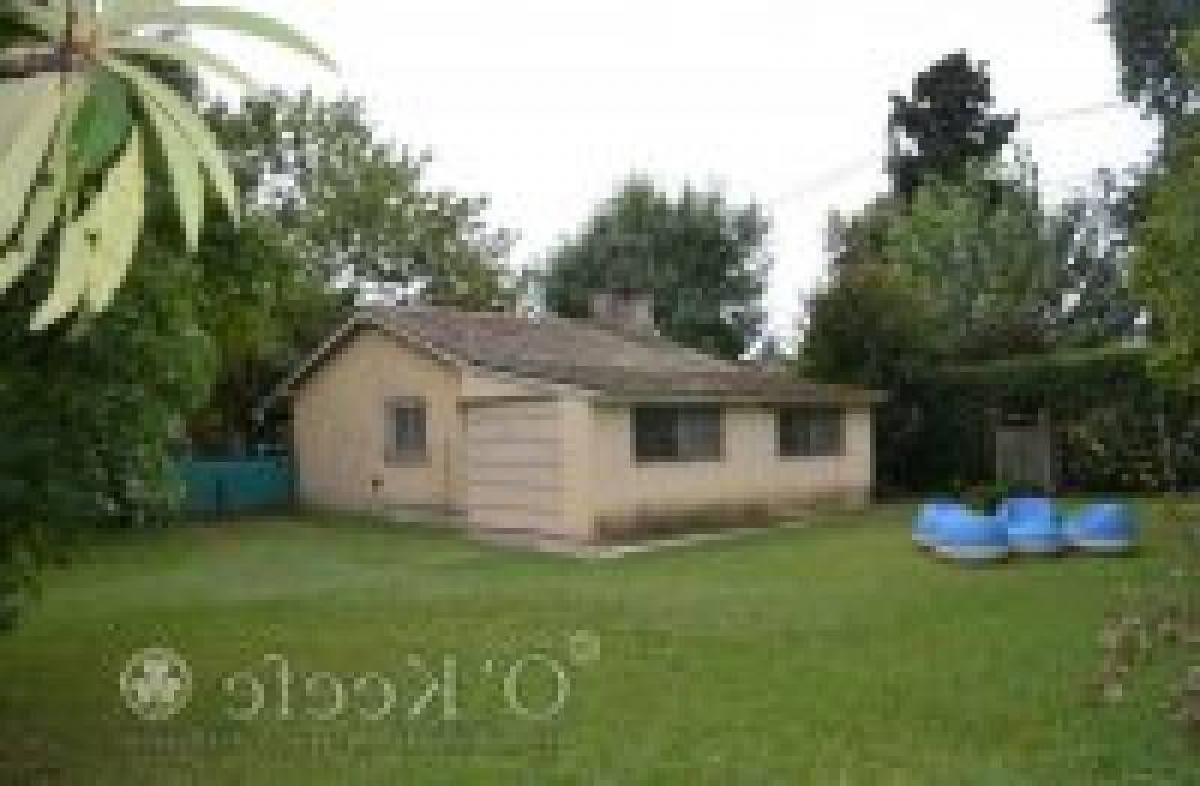 Picture of Home For Sale in Berazategui, Buenos Aires, Argentina