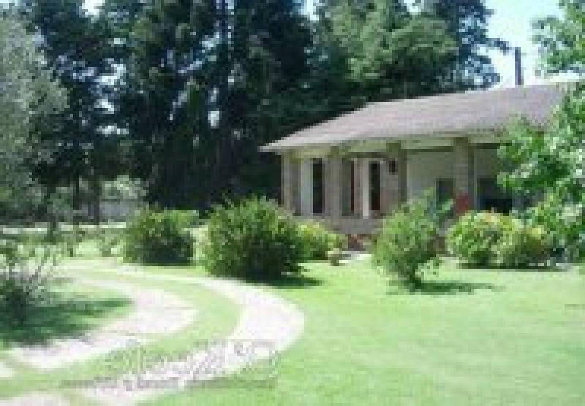 Picture of Home For Sale in Berazategui, Buenos Aires, Argentina