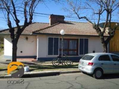 Home For Sale in Trenque Lauquen, Argentina