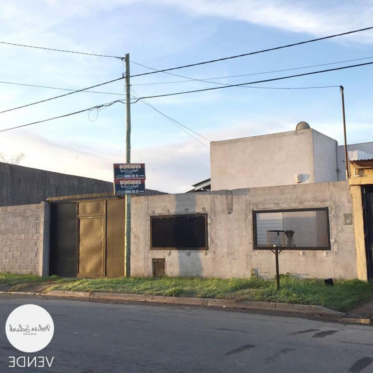 Picture of Home For Sale in Olavarria, Buenos Aires, Argentina