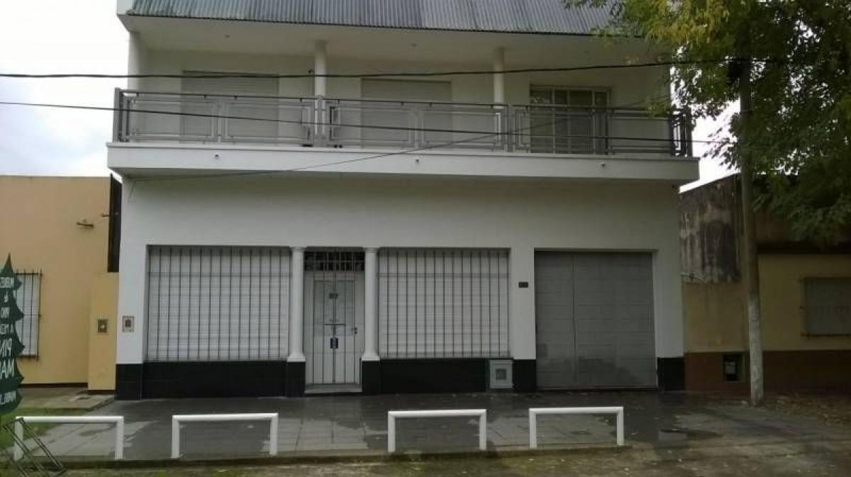 Picture of Home For Sale in Canuelas, Buenos Aires, Argentina