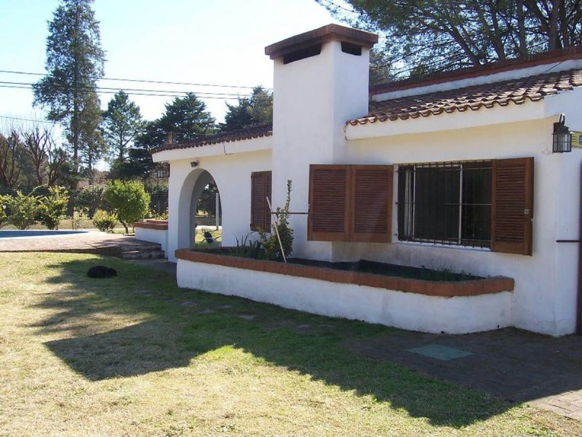 Picture of Home For Sale in Exaltacion De La Cruz, Buenos Aires, Argentina
