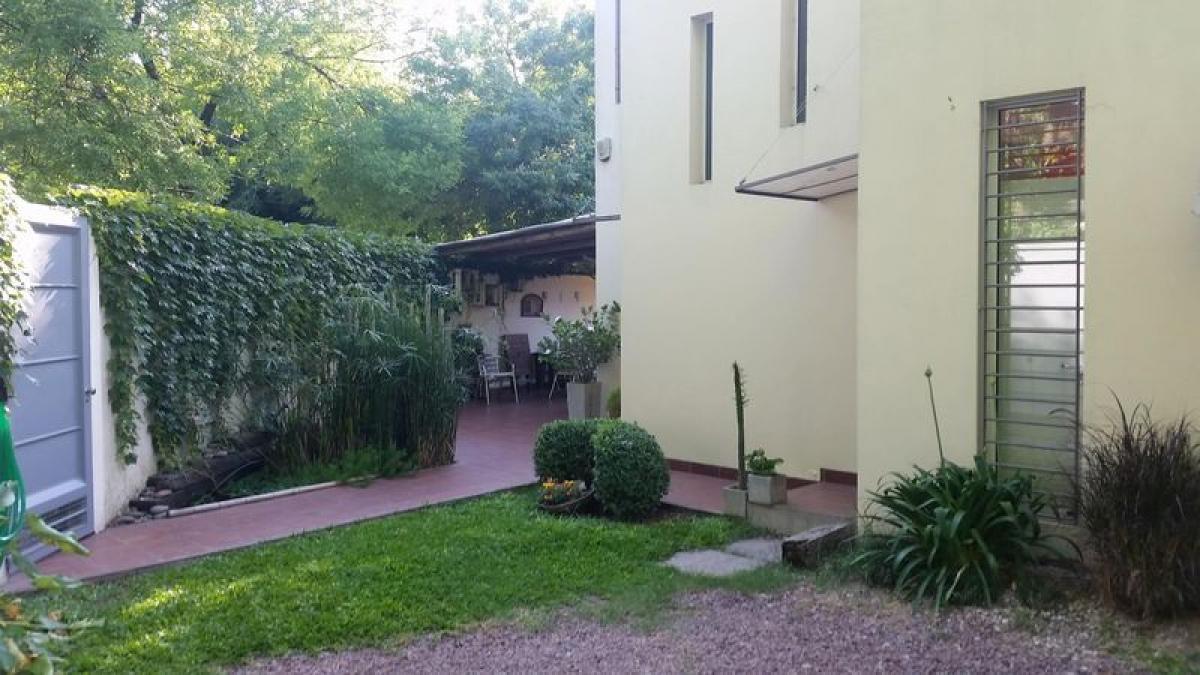 Picture of Home For Sale in General San Martin, Buenos Aires, Argentina