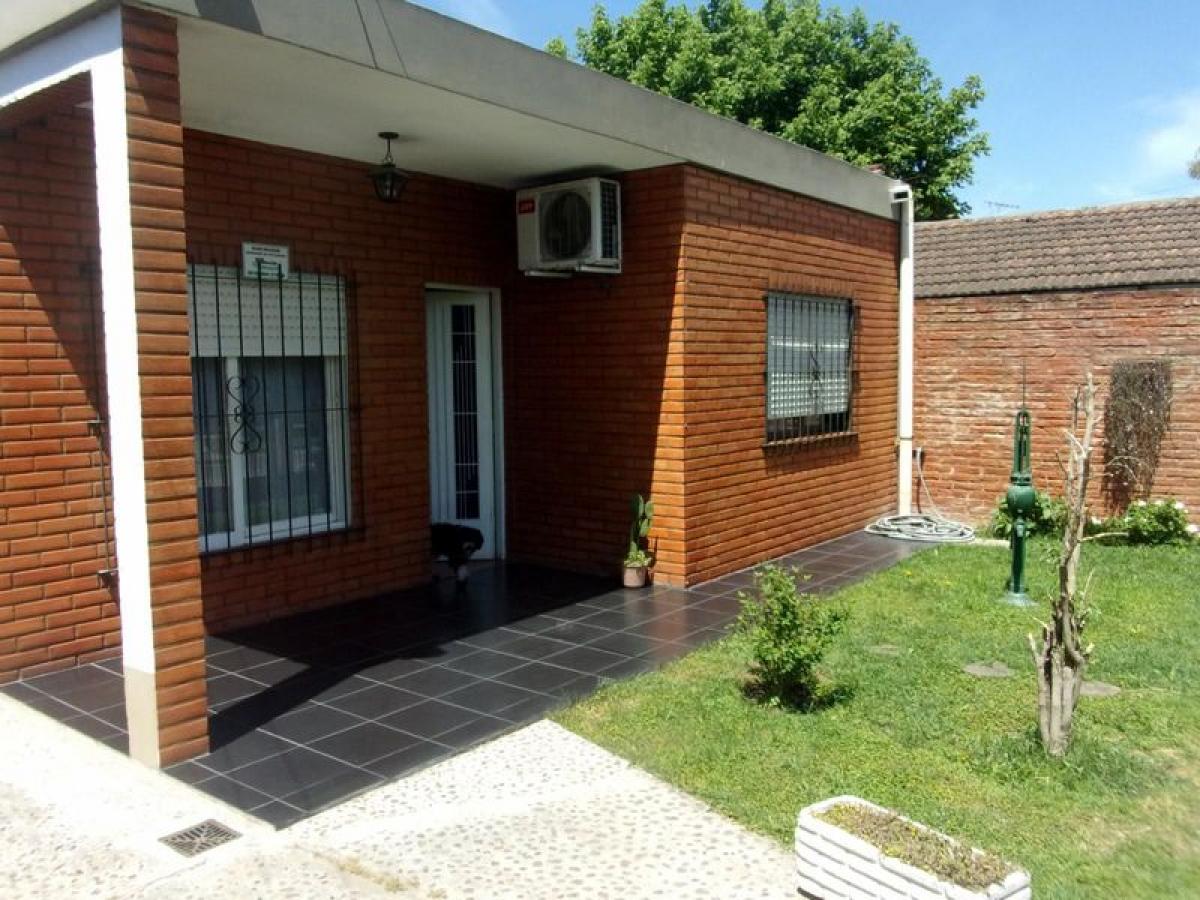 Picture of Home For Sale in Hurlingham, Buenos Aires, Argentina