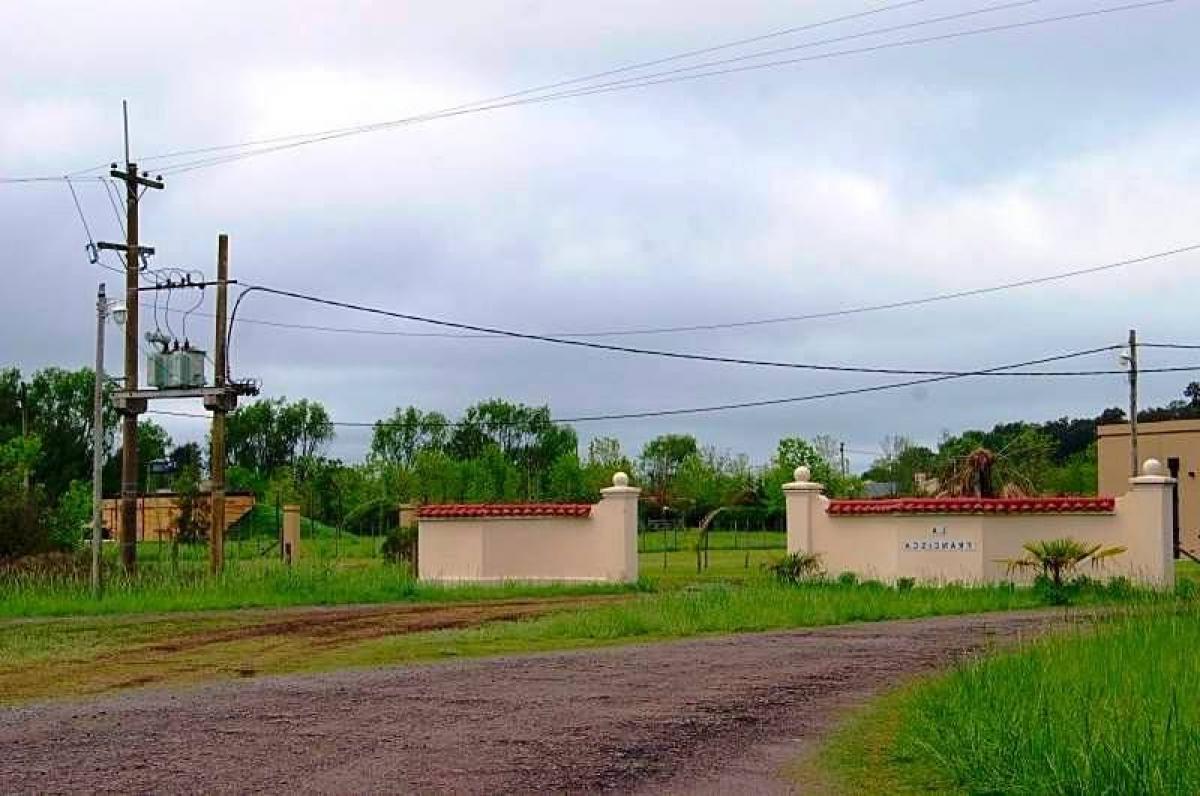 Picture of Home For Sale in Lobos, Buenos Aires, Argentina