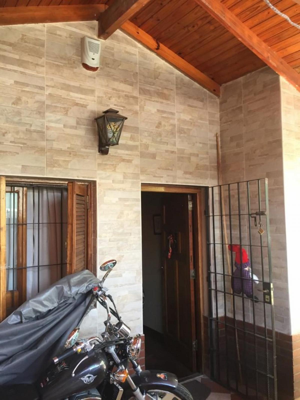 Picture of Home For Sale in Bs.As. G.B.A. Zona Sur, Buenos Aires, Argentina