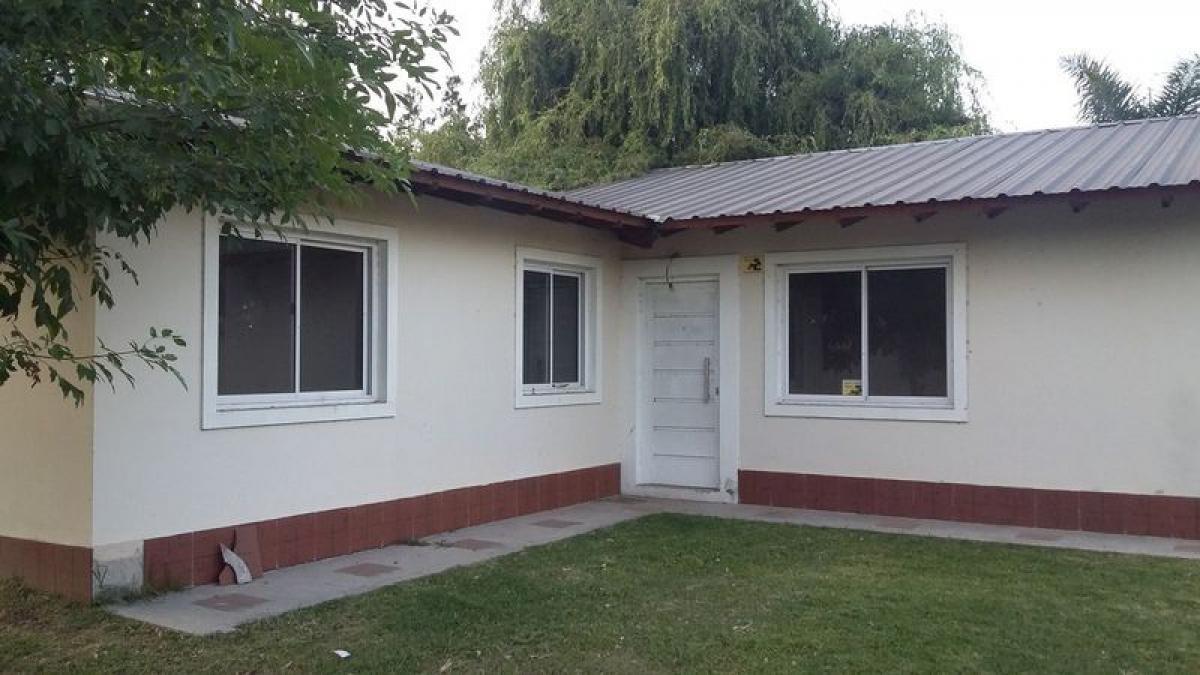 Picture of Home For Sale in Malvinas Argentinas, Buenos Aires, Argentina