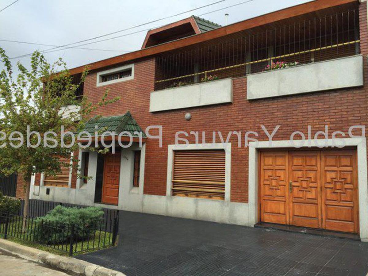 Picture of Home For Sale in Tres De Febrero, Buenos Aires, Argentina