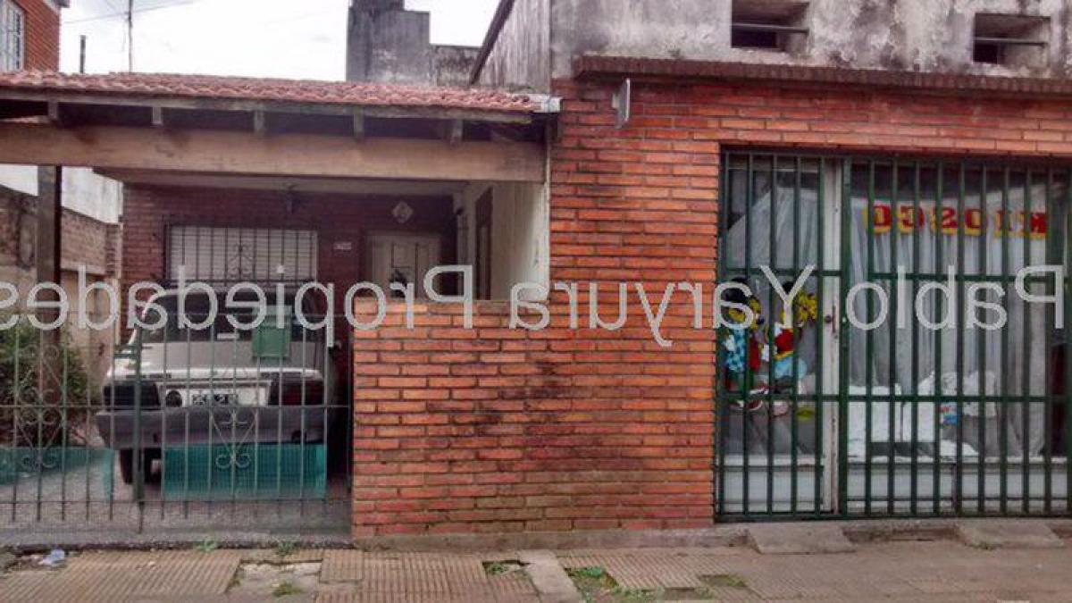 Picture of Home For Sale in Tres De Febrero, Buenos Aires, Argentina