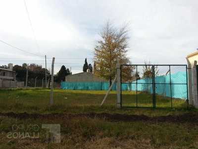 Residential Land For Sale in Laprida, Argentina