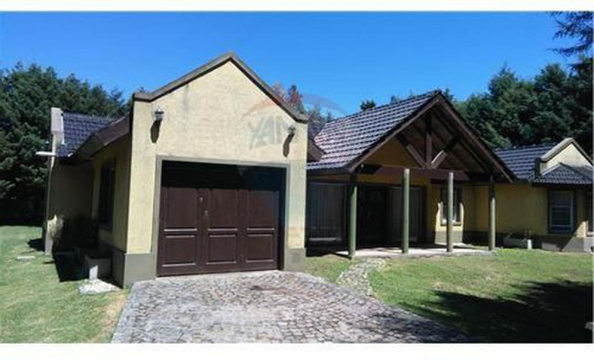 Picture of Home For Sale in Exaltacion De La Cruz, Buenos Aires, Argentina