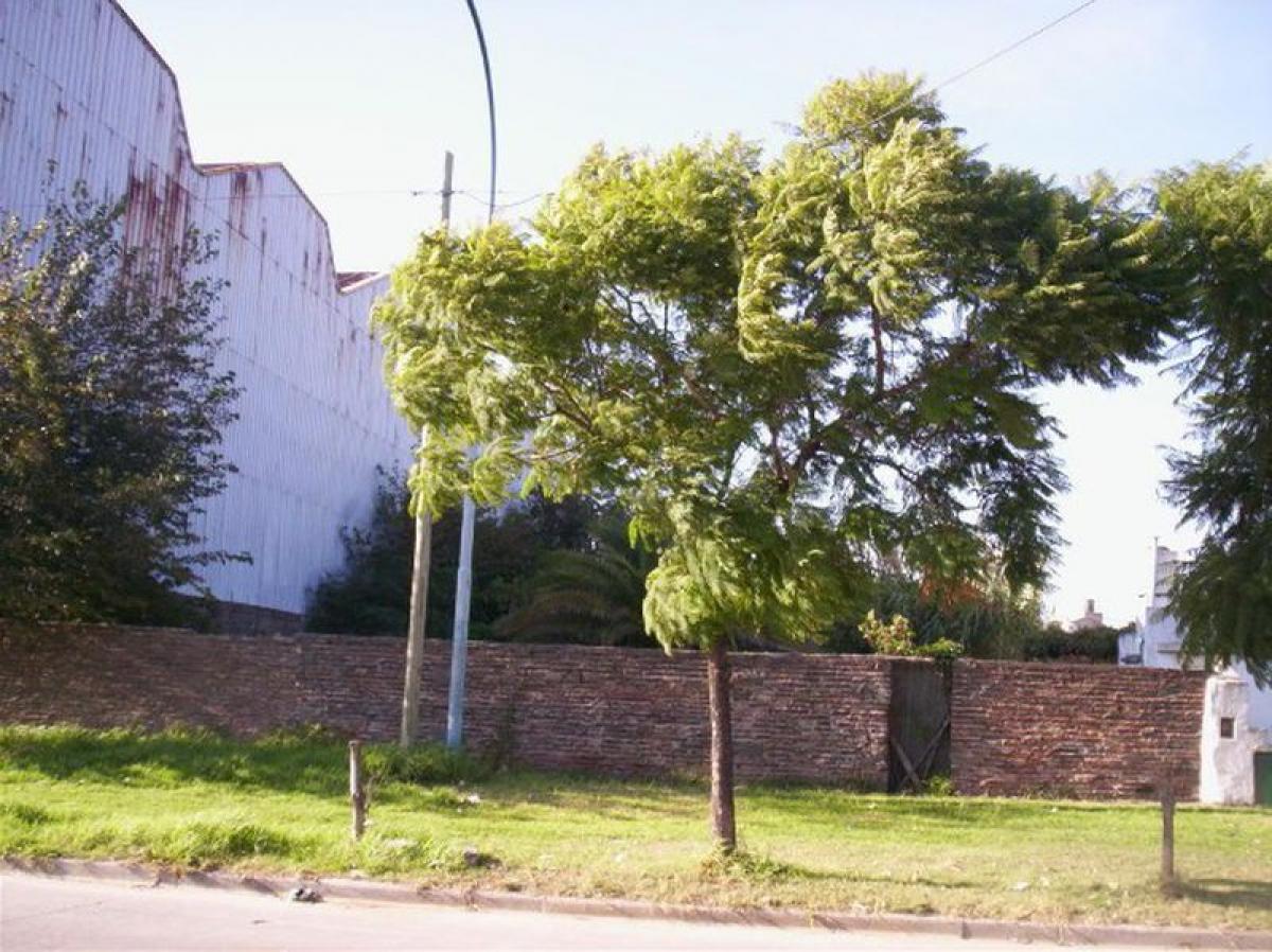Picture of Residential Land For Sale in Lanus, Buenos Aires, Argentina