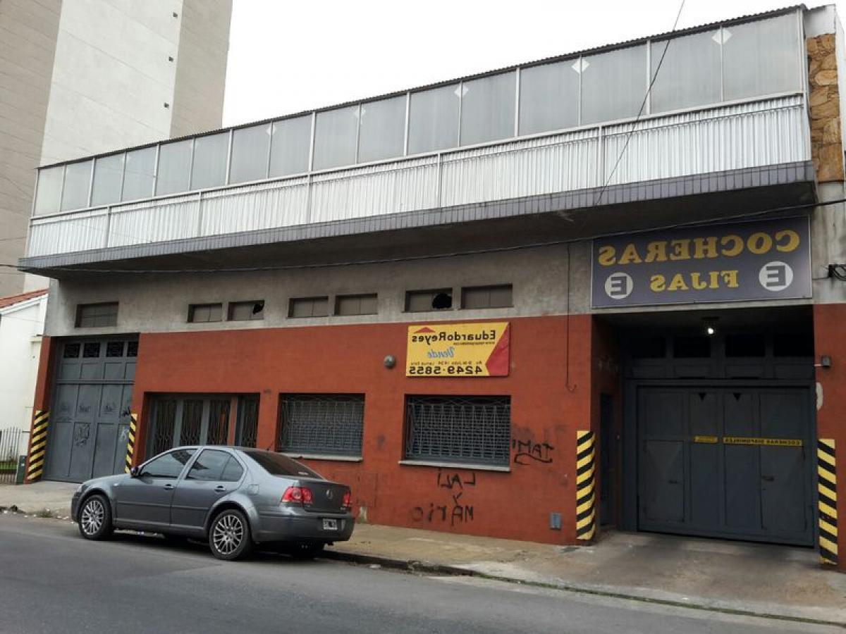 Picture of Warehouse For Sale in Lanus, Buenos Aires, Argentina