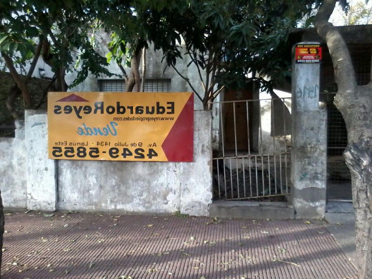 Picture of Residential Land For Sale in Lanus, Buenos Aires, Argentina