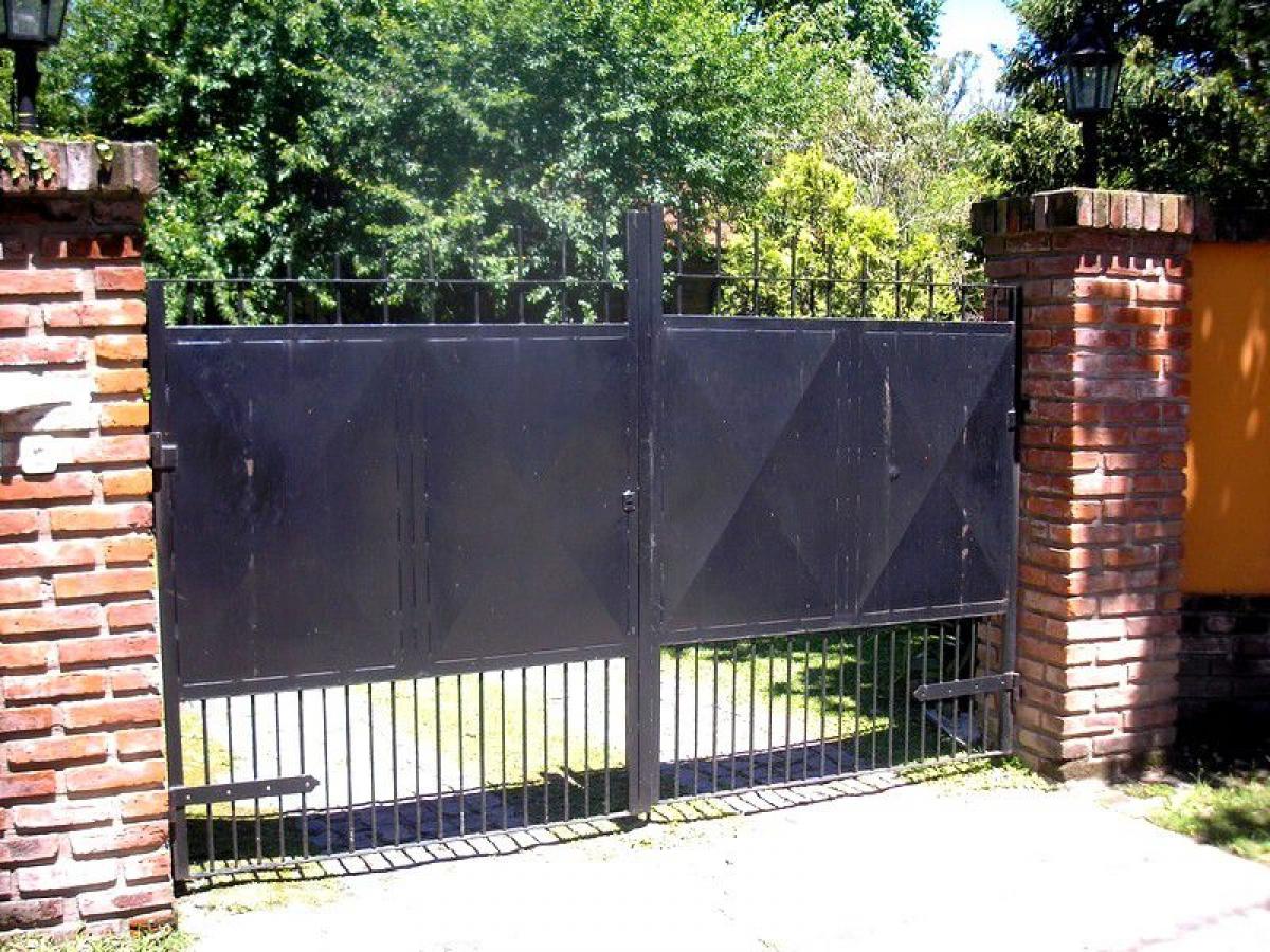 Picture of Farm For Sale in Bs.As. G.B.A. Zona Oeste, Buenos Aires, Argentina