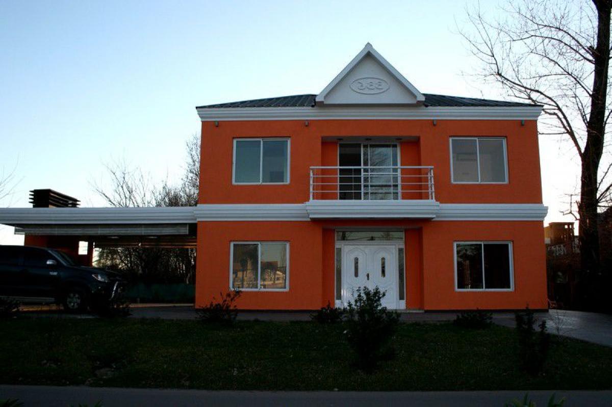 Picture of Farm For Sale in Bs.As. G.B.A. Zona Oeste, Buenos Aires, Argentina