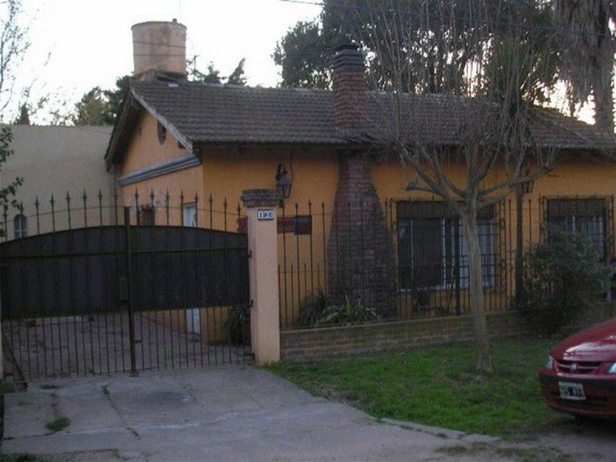 Picture of Farm For Sale in Bs.As. G.B.A. Zona Oeste, Buenos Aires, Argentina