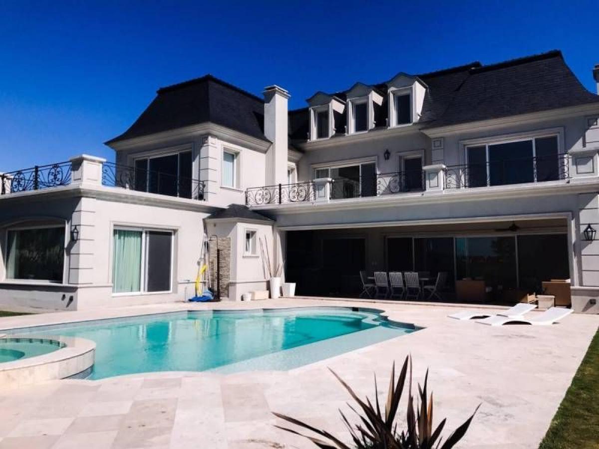 Picture of Home For Sale in Tigre, Buenos Aires, Argentina