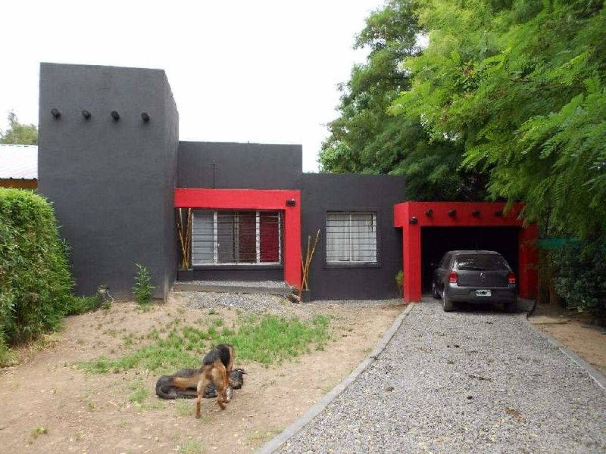 Picture of Home For Sale in Ituzaingo, Buenos Aires, Argentina