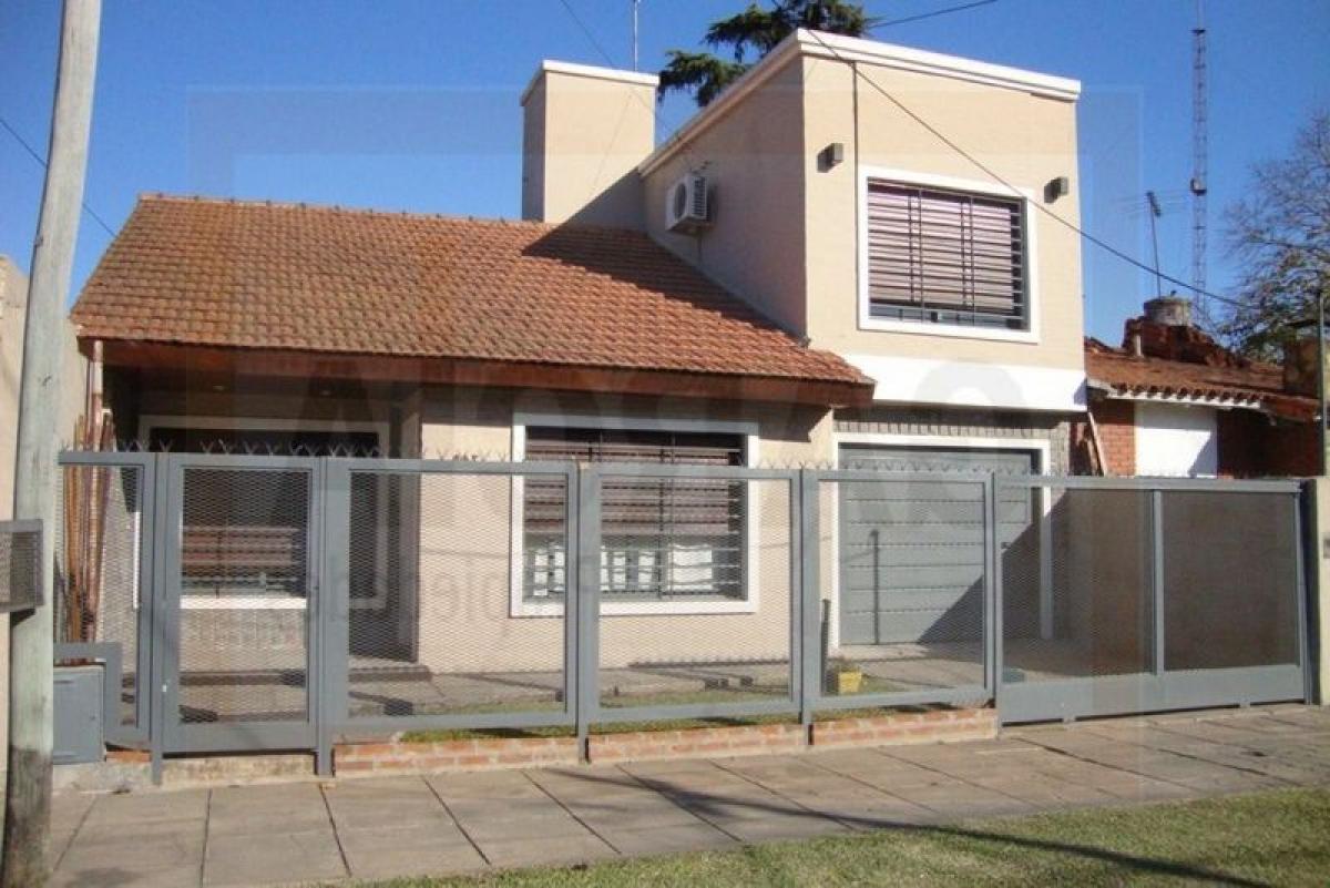 Picture of Home For Sale in Merlo, Buenos Aires, Argentina