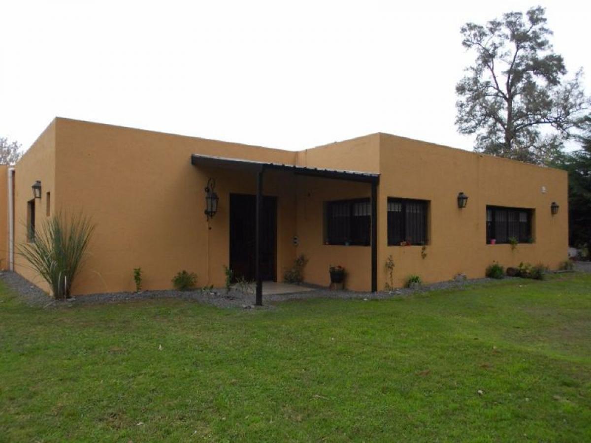 Picture of Home For Sale in Ituzaingo, Buenos Aires, Argentina