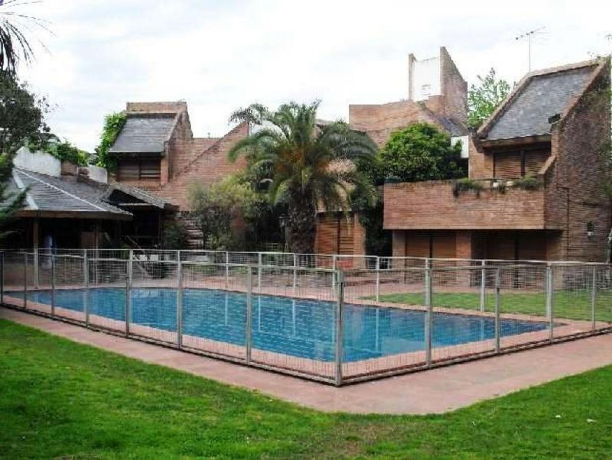 Picture of Home For Sale in Ituzaingo, Buenos Aires, Argentina