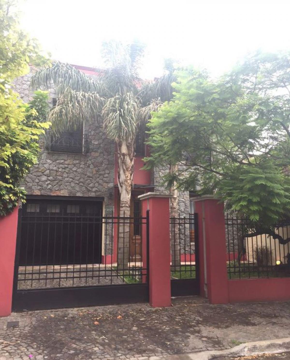 Picture of Home For Sale in Quilmes, Buenos Aires, Argentina