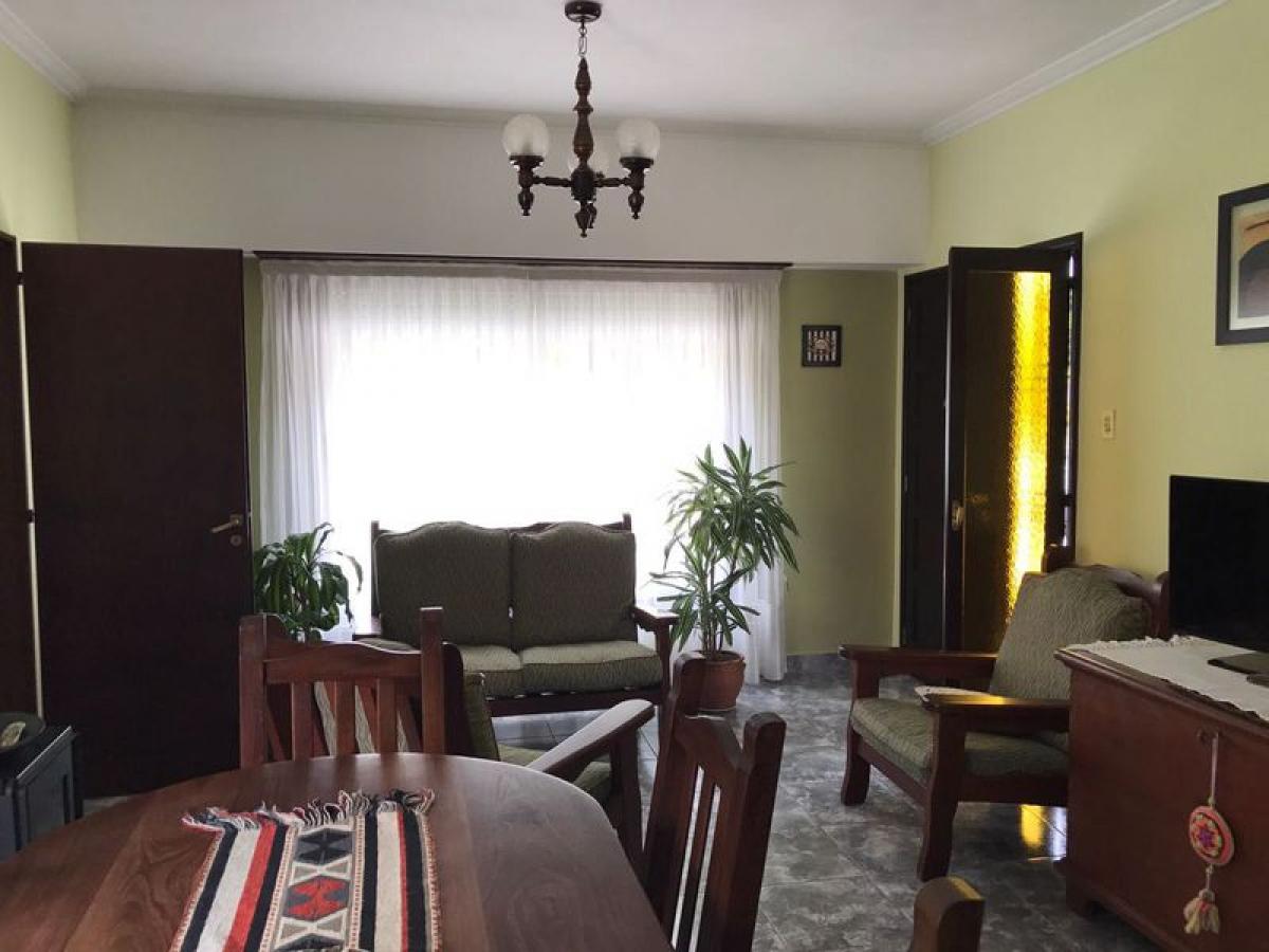 Picture of Home For Sale in Coronel Suarez, Buenos Aires, Argentina