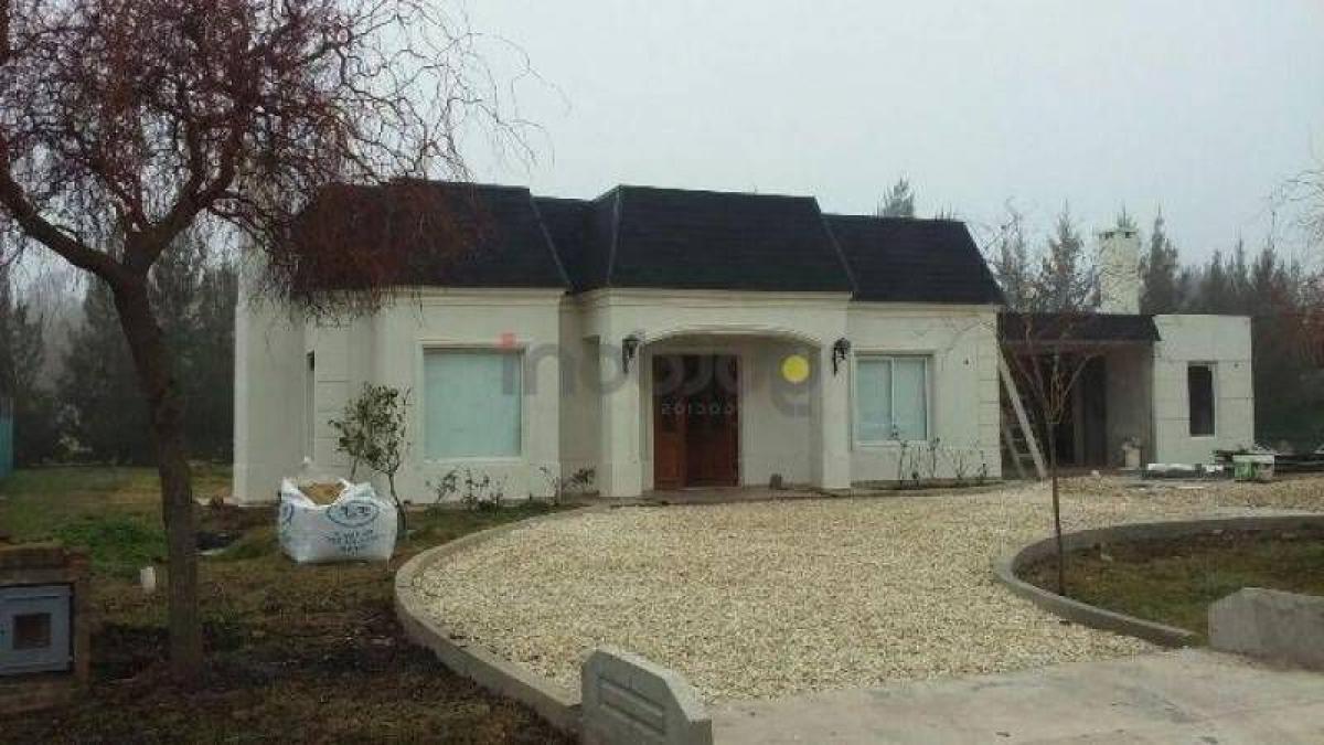 Picture of Home For Sale in Brandsen, Buenos Aires, Argentina