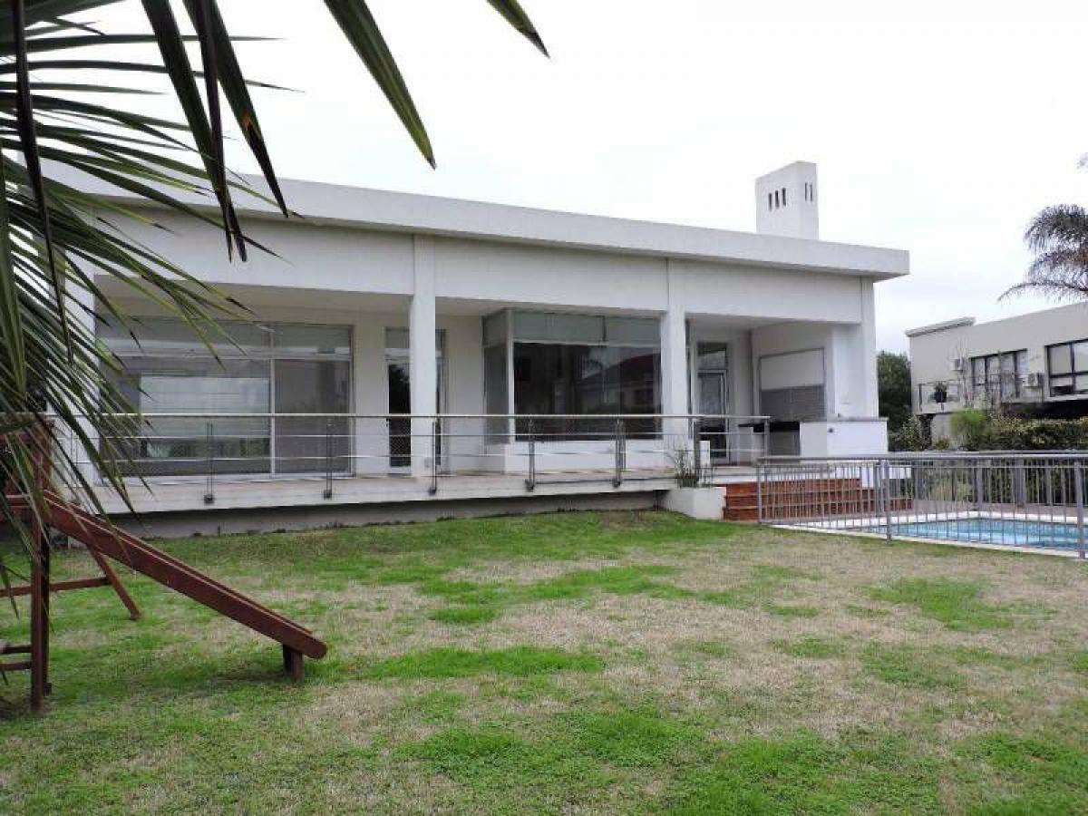 Picture of Home For Sale in Bs.As. G.B.A. Zona Sur, Buenos Aires, Argentina