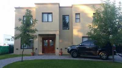 Home For Sale in Tigre, Argentina