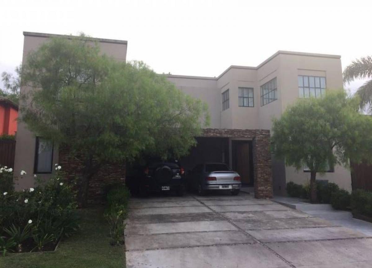 Picture of Home For Sale in Tigre, Buenos Aires, Argentina