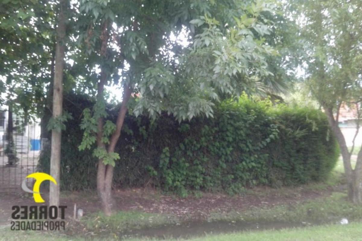 Picture of Residential Land For Sale in Malvinas Argentinas, Buenos Aires, Argentina