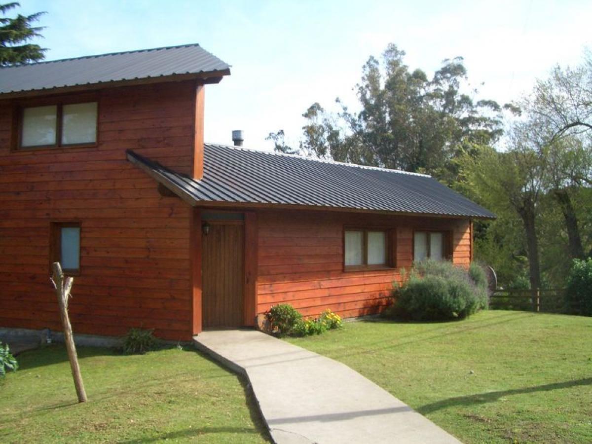 Picture of Home For Sale in General Pueyrredon, Buenos Aires, Argentina