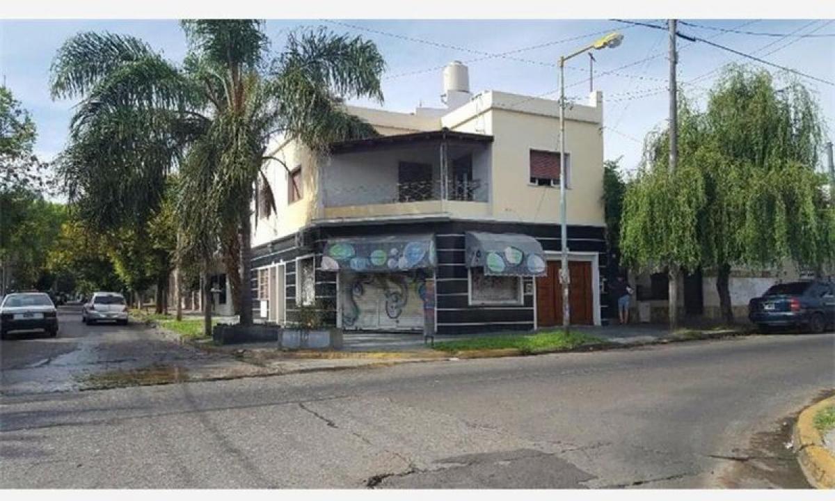 Picture of Home For Sale in General San Martin, Buenos Aires, Argentina