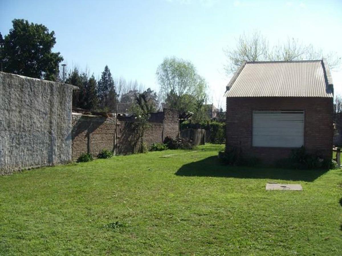 Picture of Residential Land For Sale in Malvinas Argentinas, Buenos Aires, Argentina