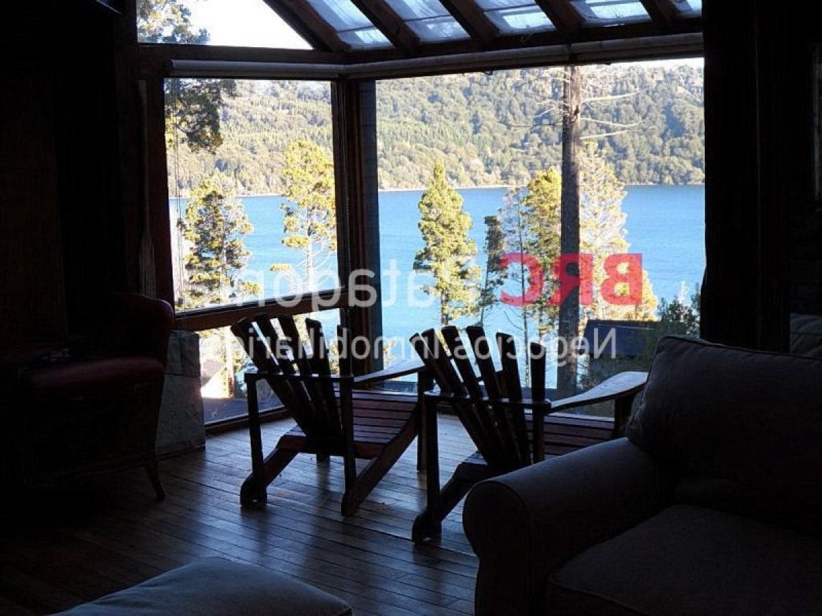 Picture of Home For Sale in San Carlos De Bariloche, Rio Negro, Argentina