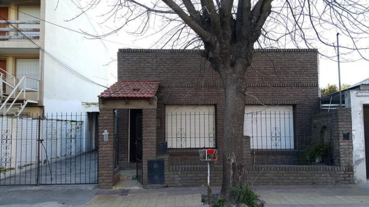 Picture of Home For Sale in Tandil, Buenos Aires, Argentina