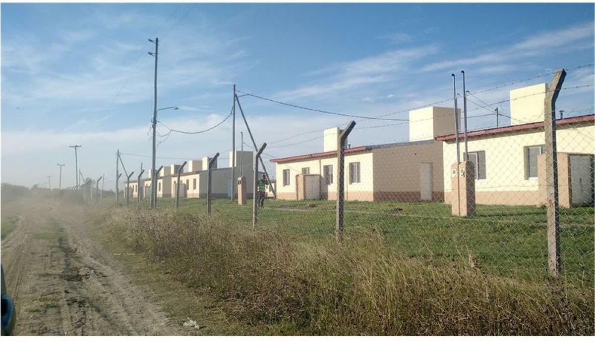 Picture of Residential Land For Sale in Florencio Varela, Buenos Aires, Argentina