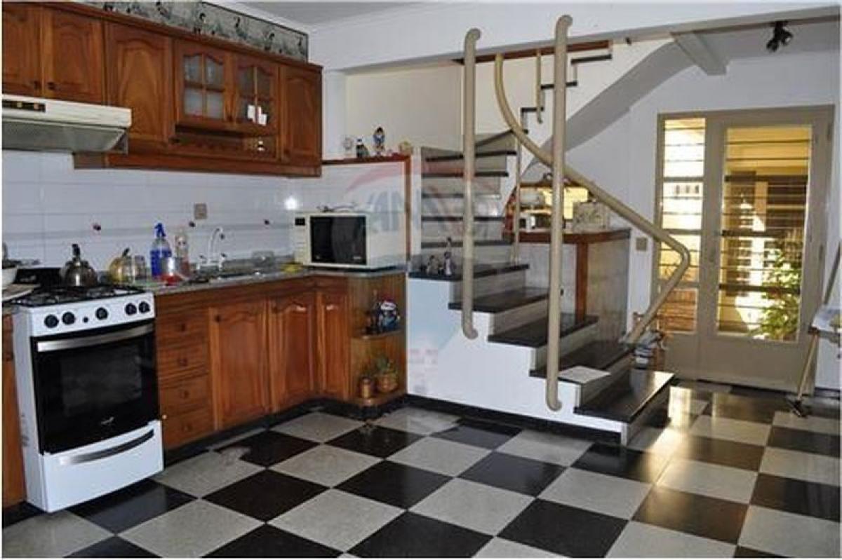 Picture of Home For Sale in Avellaneda, Buenos Aires, Argentina