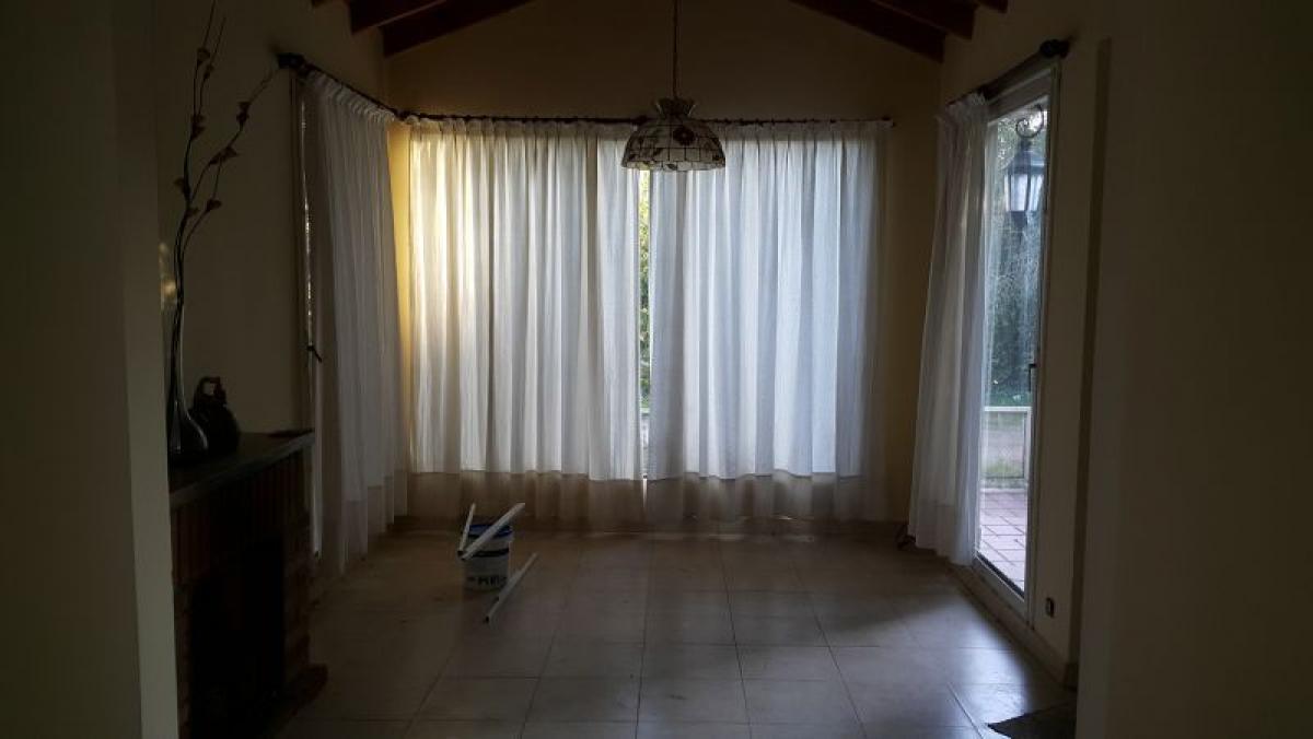 Picture of Home For Sale in Tandil, Buenos Aires, Argentina