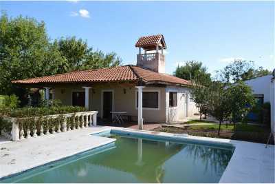 Home For Sale in Exaltacion De La Cruz, Argentina