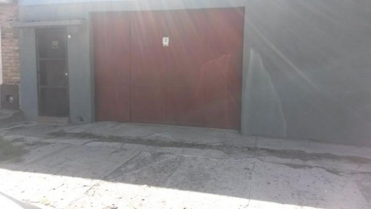 Picture of Home For Sale in Avellaneda, Buenos Aires, Argentina