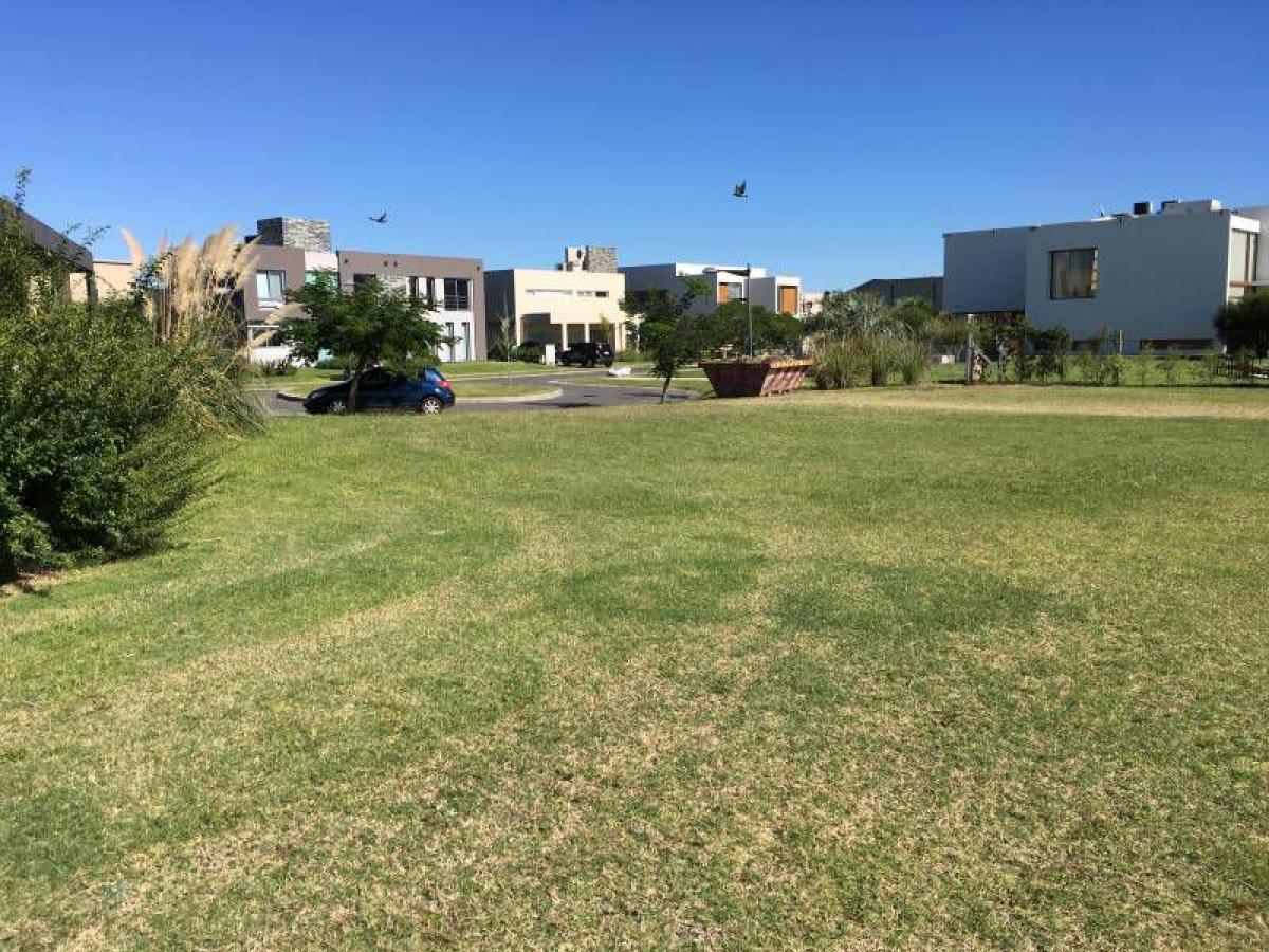 Picture of Residential Land For Sale in Quilmes, Buenos Aires, Argentina