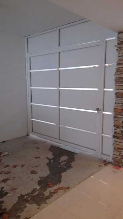 Warehouse For Sale in Santa Fe, Argentina