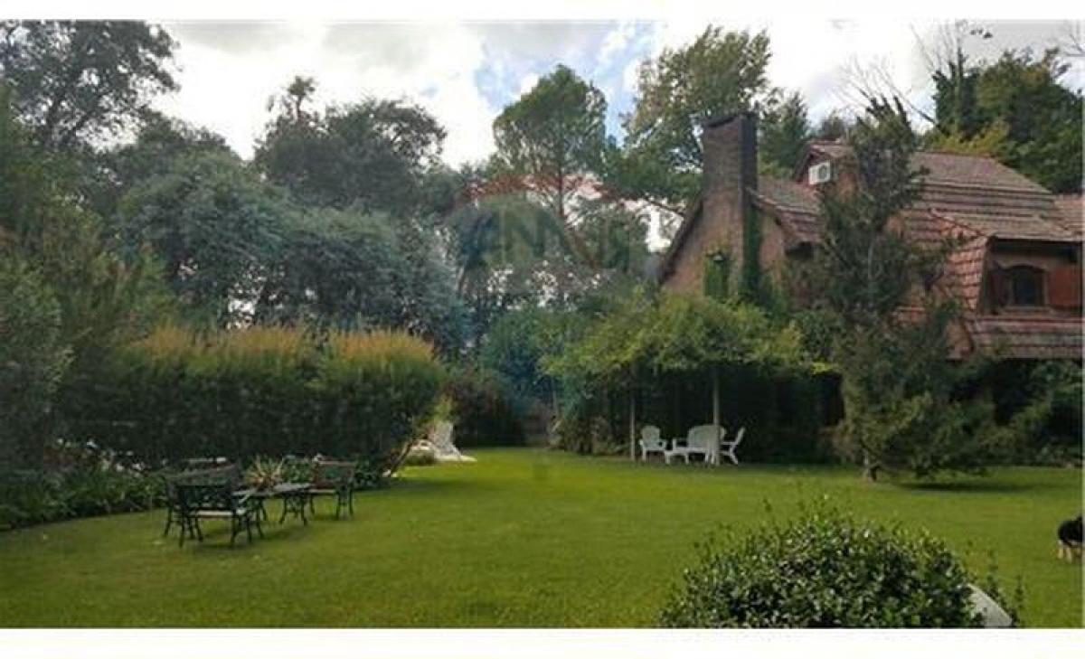 Picture of Home For Sale in Lujan, Buenos Aires, Argentina