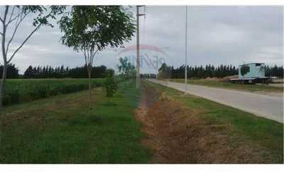 Residential Land For Sale in Zarate, Argentina
