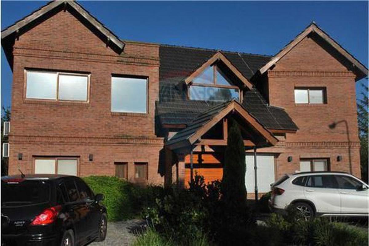 Picture of Home For Sale in Ezeiza, Buenos Aires, Argentina