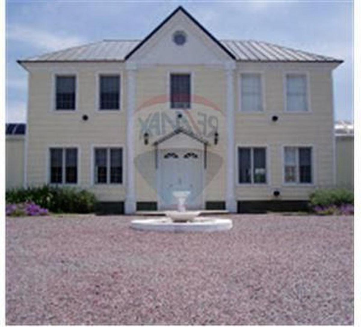 Picture of Home For Sale in Lujan, Buenos Aires, Argentina