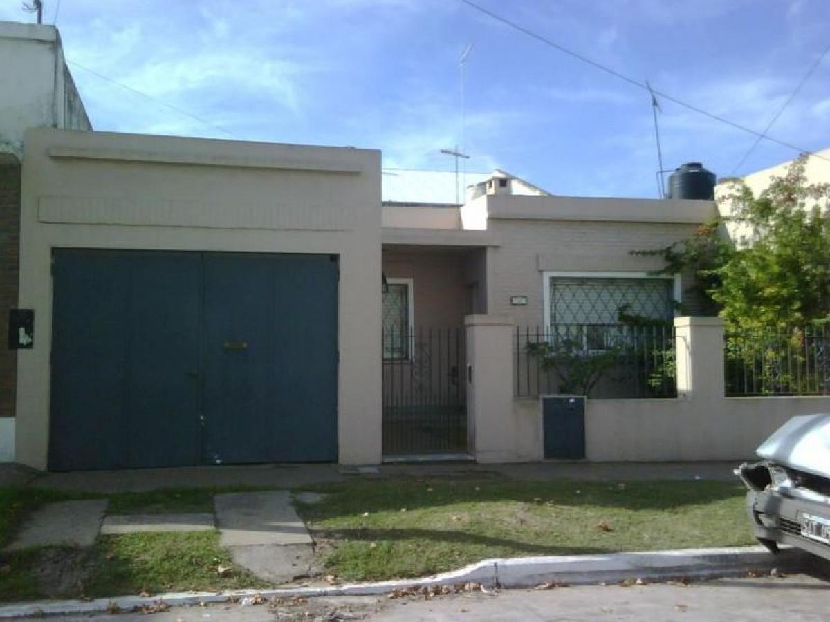 Picture of Home For Sale in Hurlingham, Buenos Aires, Argentina